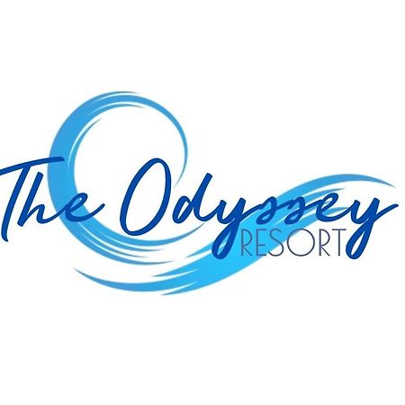 The Odyssey Resort Утіла Екстер'єр фото